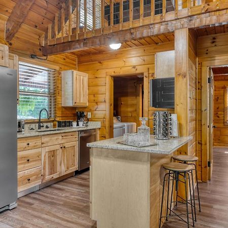 Dudley I By Avantstay Cosy Cabin W Hot Tub Incredible Views Піджен-Фордж Екстер'єр фото